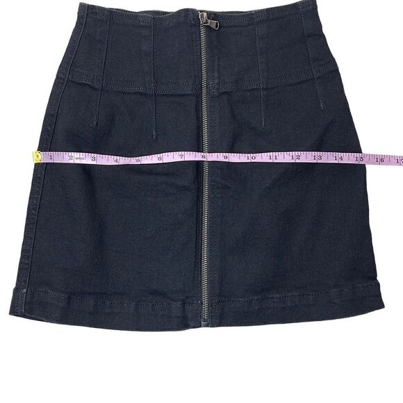 We The Free Mini Skirt Womens Size 25 Black Denim - Picture 7 of 10